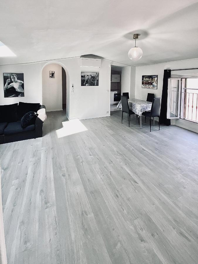 Serbes Floor