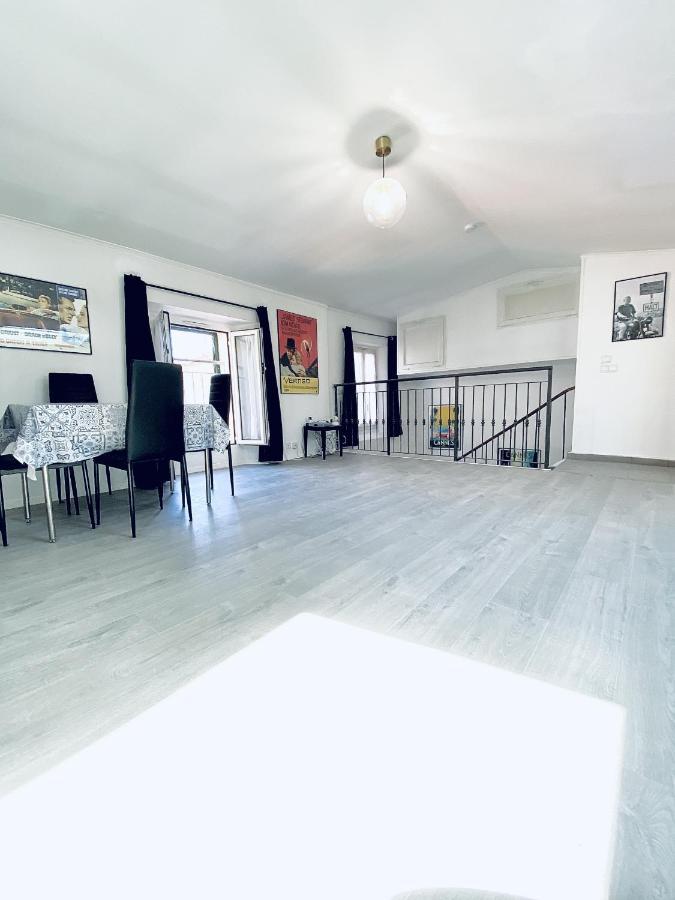 Serbes Floor Appartement *